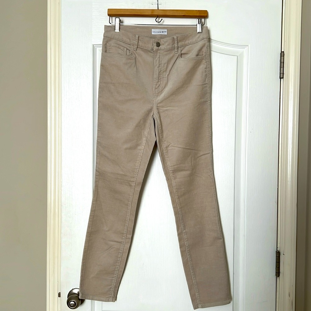 LOFT Tan Skinny Corduroy Pants Size 27